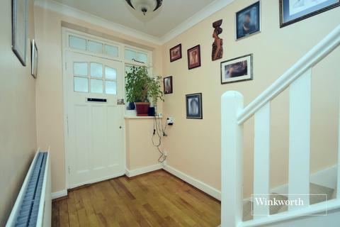 4 bedroom end of terrace house for sale, Caldbeck Avenue, Worcester Park, KT4