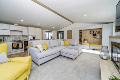 3 bedroom lodge for sale, Padstow Holiday Park