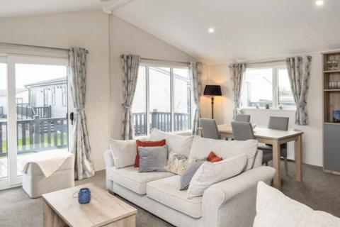 2 bedroom lodge for sale, Padstow Holiday Park