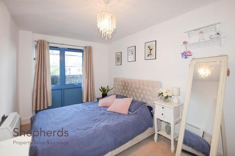 1 bedroom flat for sale, Sturlas Way, Waltham Cross EN8