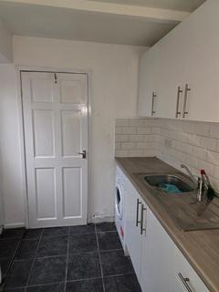 2 bedroom terraced house to rent, Matthew Street, Wallasey CH44