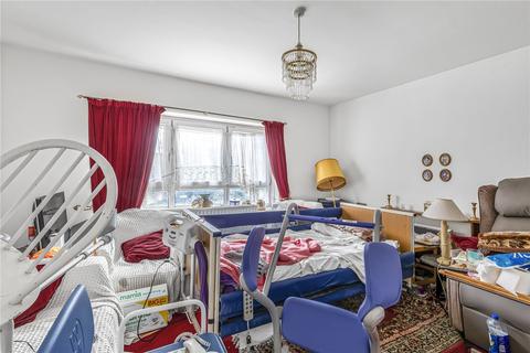 2 bedroom flat for sale, Fishlock Court, Paradise Road, Clapham, SW4