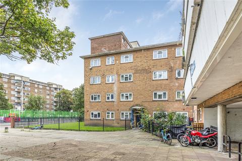 2 bedroom flat for sale, Fishlock Court, Paradise Road, Clapham, SW4