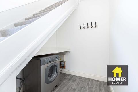 undefined, Columbia Road, BH10 4DZ