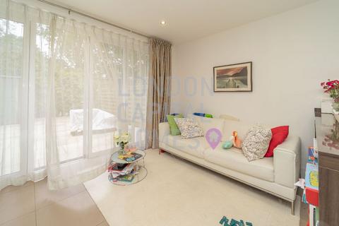 4 bedroom detached house to rent, Emerald Square, Putney, London, SW15