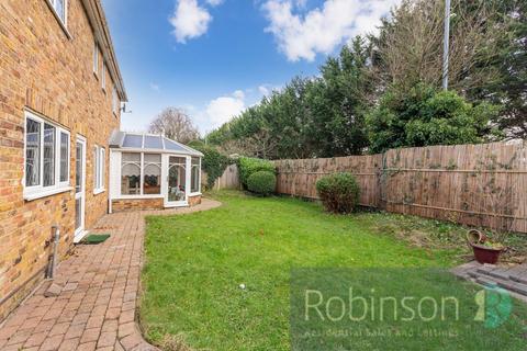 4 bedroom detached house for sale, Maidenhead SL6