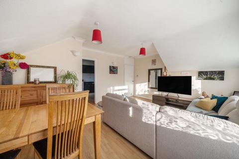 2 bedroom flat for sale, High Wycombe,  Buckinghamshire,  HP13