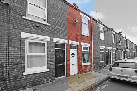 2 bedroom terraced house for sale, Queen Victoria Street, York