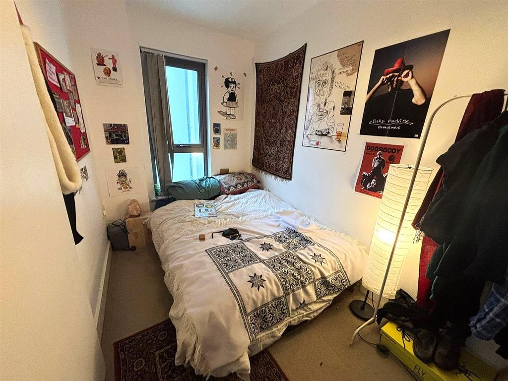 BEDROOM 2.jpg