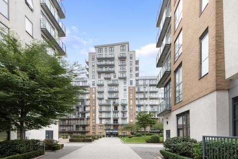 3 bedroom flat to rent, Caspian Wharf, Yeo Street, Bow, London, E3