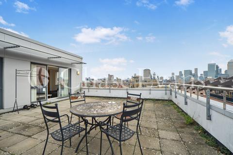 2 bedroom flat to rent, Caspian Wharf, Yeo Street, Bow, London, E3