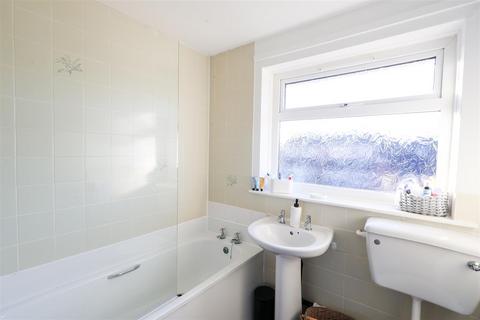 13 Marina Way, Ripon, HG4 2LJ