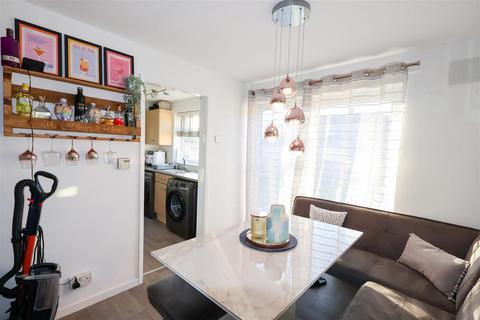 13 Marina Way, Ripon, HG4 2LJ