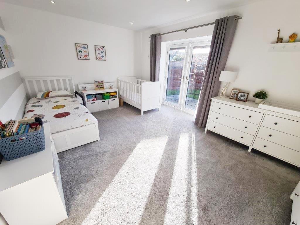 Bedroom 4.jpg