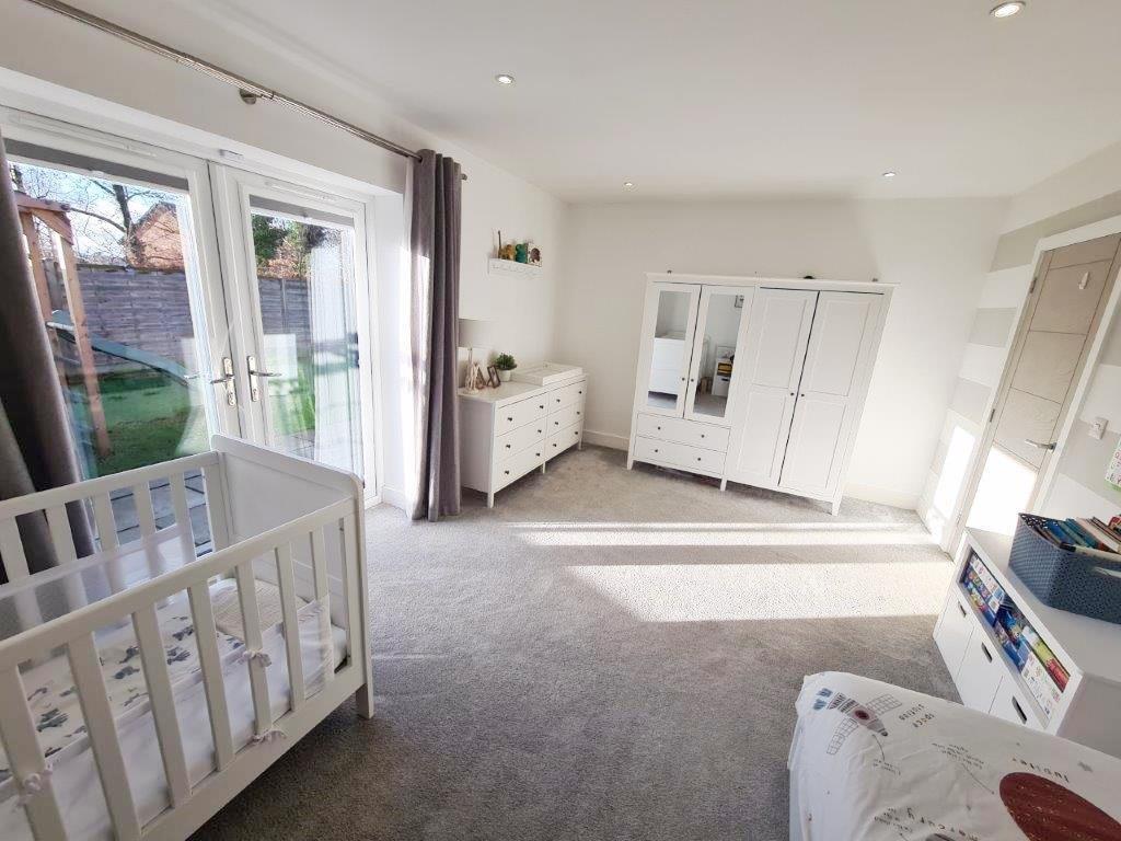Bedroom back.jpg