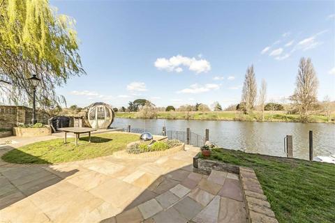 4 bedroom house for sale, River Bank, Thames Ditton KT7