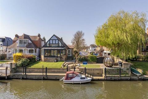 4 bedroom detached house for sale, River Bank, Thames Ditton KT7
