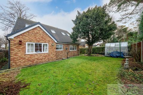 18 Abbotts Road, Leek, ST13 6EZ