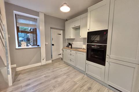 2 bedroom terraced house for sale, Manchester Road, Tintwistle, Glossop