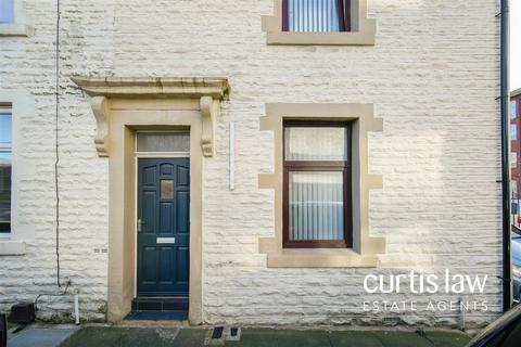 4 bedroom end of terrace house for sale, Water Street, Accrington