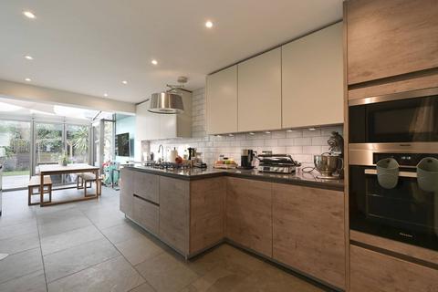 5 bedroom house for sale, Gaskarth Road, Clapham South, London, SW12