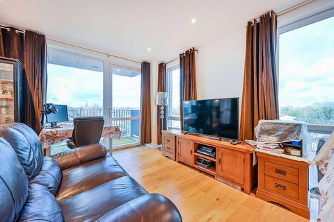 1 bedroom flat for sale, Holman Drive, Ealing, Southall, UB2