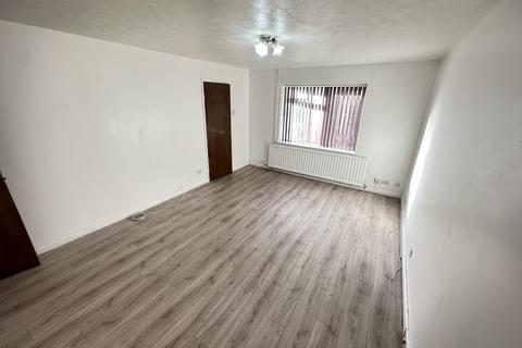 2 bedroom bungalow to rent, Ellen Wilkinson Crescent, Manchester, M12