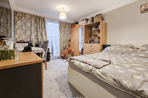 1 bedroom flat for sale, 120 The Avenue,  Wembley, HA9