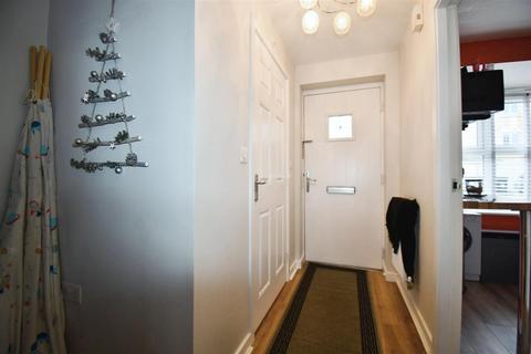 4 bedroom semi-detached house for sale, Woodheys Park, Kingswood, Hull