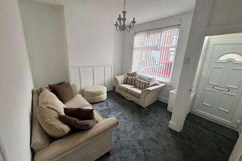 2 bedroom terraced house to rent, Leng Road, Manchester, M40