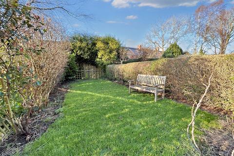 3 bedroom terraced house for sale, Laburnum Gardens, Low Fell, Gateshead, Tyne and Wear, NE9 5TN