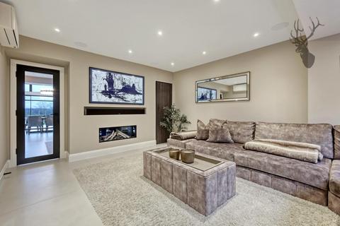 undefined, Abridge Road, Theydon Bois