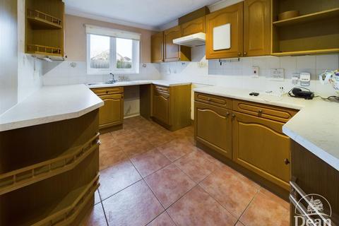 4 bedroom detached house for sale, Beauchamp Meadow, Lydney GL15