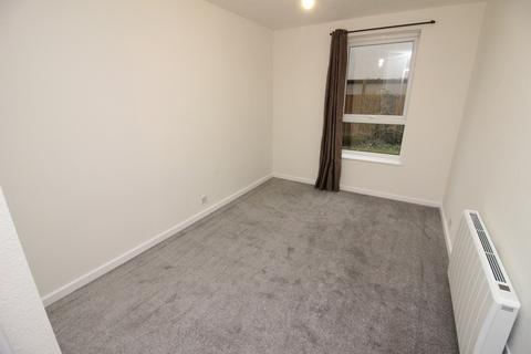 2 bedroom flat to rent, The Avenue, Worcester Park KT4