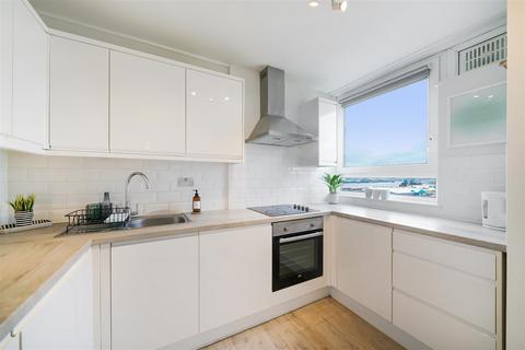 1 bedroom flat for sale, Westland House, Silvertown, E16