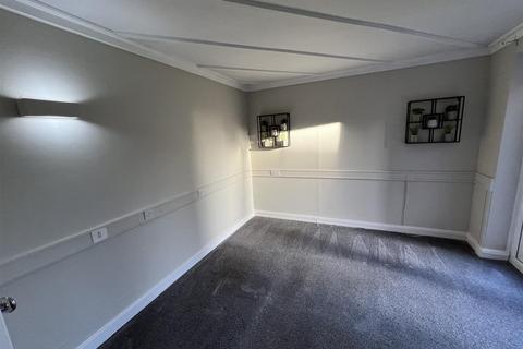 1 bedroom property to rent, Flat 11 Portland Mews, Garnett Road West, Newcastle