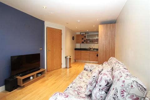 1 bedroom flat to rent, La Salle, Leeds Dock