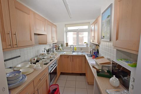 2 bedroom apartment to rent, Marine Park, Nyewood Lane, Bognor Regis, PO21