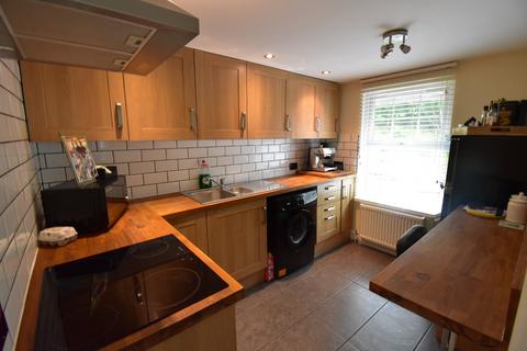 2 bedroom maisonette to rent, Western Road, East Sussex TN6