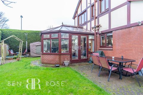 3 bedroom detached house for sale, Cranstal Drive, Hindley Green, Wigan