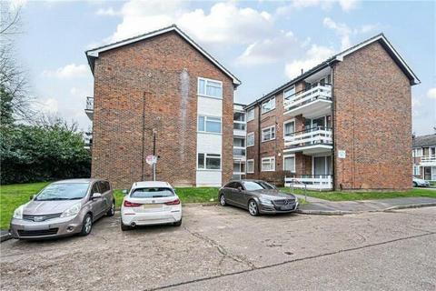 2 bedroom apartment to rent, Stanmore,  Harrow,  HA7