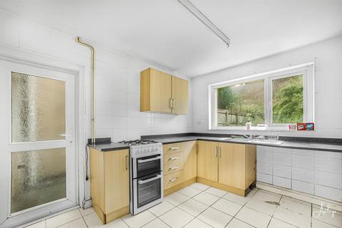 37 Crythan Road, Neath, SA11 1SR