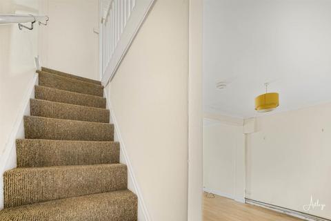 37 Crythan Road, Neath, SA11 1SR