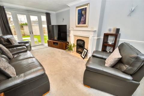 3 bedroom semi-detached house for sale, Kingsley Road, Leeds, West Yorkshire