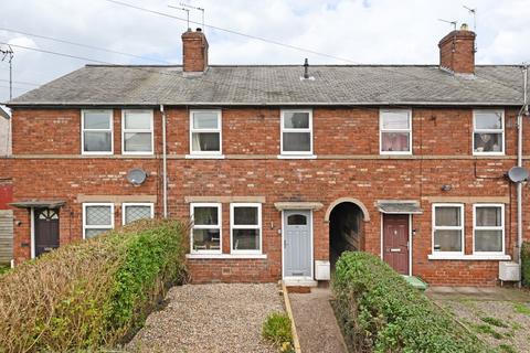 3 bedroom terraced house to rent, Rawdon Avenue, York, North Yorkshire, YO10