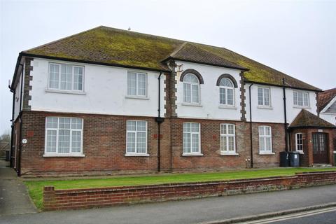 2 bedroom apartment to rent, Marine Parade, Whitstable, CT5