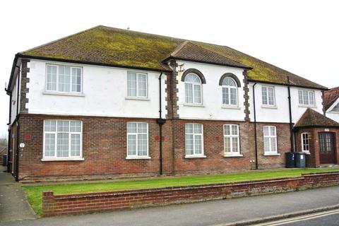 2 bedroom apartment to rent, Marine Parade, Whitstable, CT5