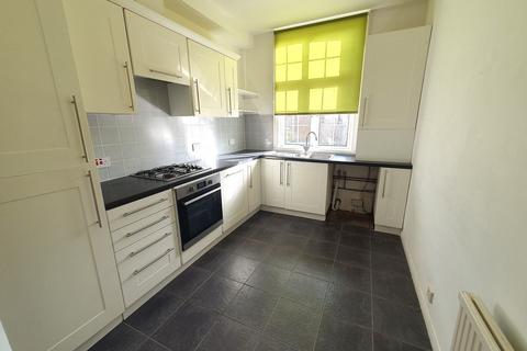 2 bedroom apartment to rent, Marine Parade, Whitstable, CT5