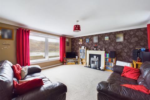 2 bedroom flat for sale, Moray Place, Fort William PH33