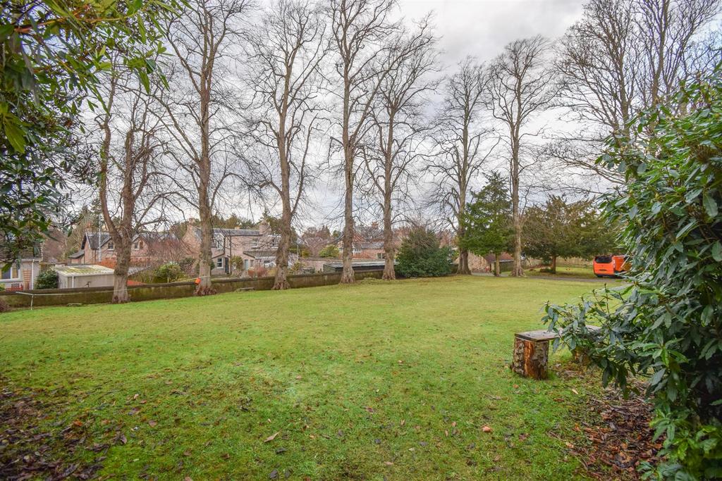 COMMUNAL GARDEN-2.jpg
